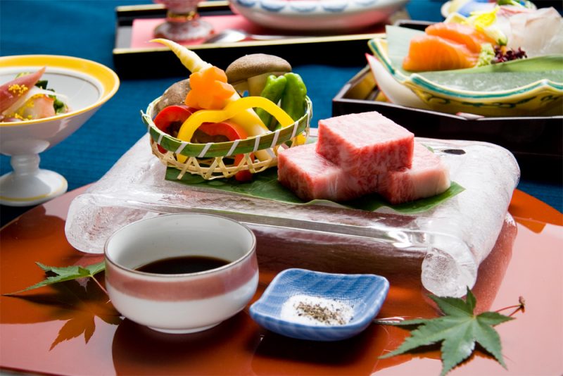 Dinner at Yunoshimakan in Gero Onsen, Japan Tours, RediscoverTours.com