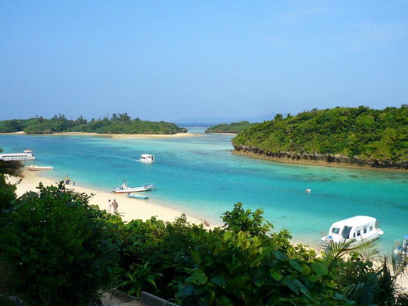 Kabira bay in Ishigaki, Japan Tours, RediscoverTours.com