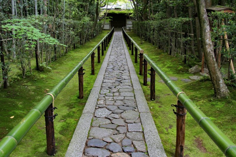 Temple Enrance in Kyoto, Japan Tours, RediscoverTours.com